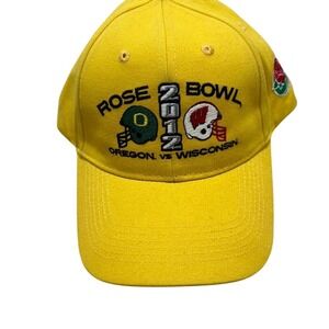 Pacific Headwear Mens Yellow 2012 Rose Bowl Oregon VS Wisconsin Strap Back Cap